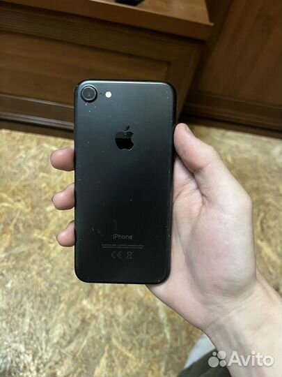 iPhone 7, 32 ГБ