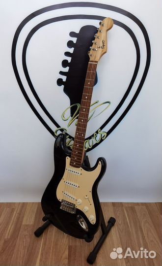 Fender Squier Bullet Stratocaster SSS +Струны