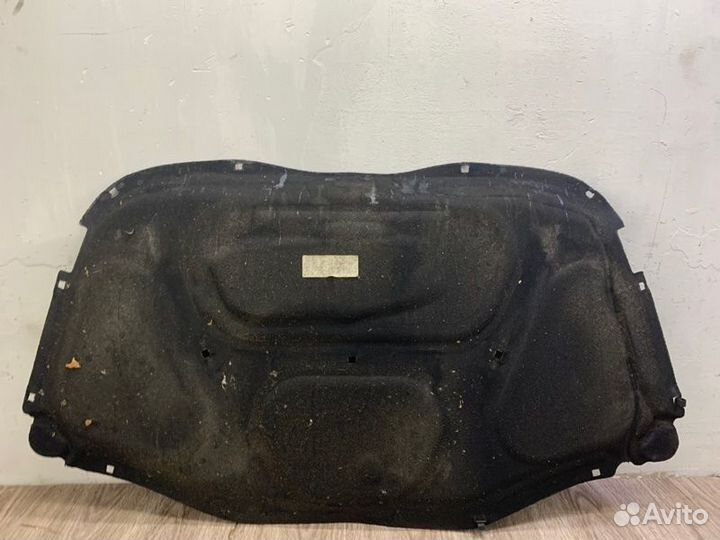 Обшивка капота передняя Volkswagen Touareg