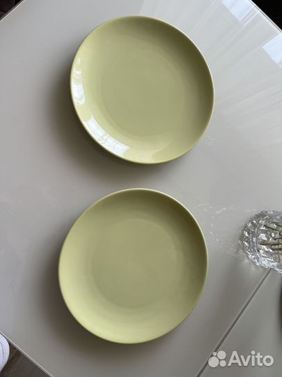 Тарелки IKEA зеленые