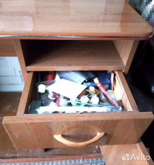 Письменный стол