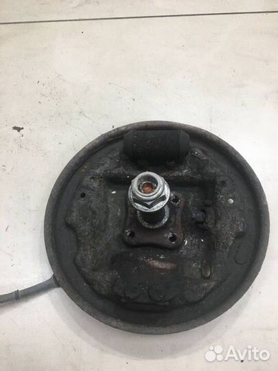 Щит опорный задний Renault Logan 1