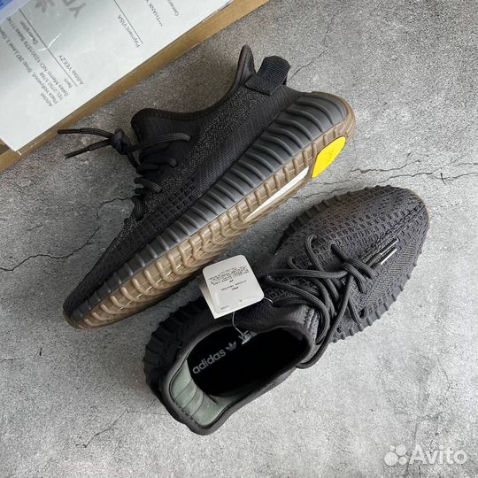 Кроссовки Adidas Yeezy Boost 350 v2 Cinder