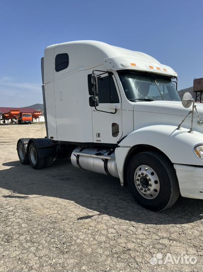 Freightliner Columbia, 2005