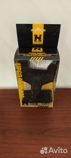 Крючок для гитары Hercules GSP38WBK Plus