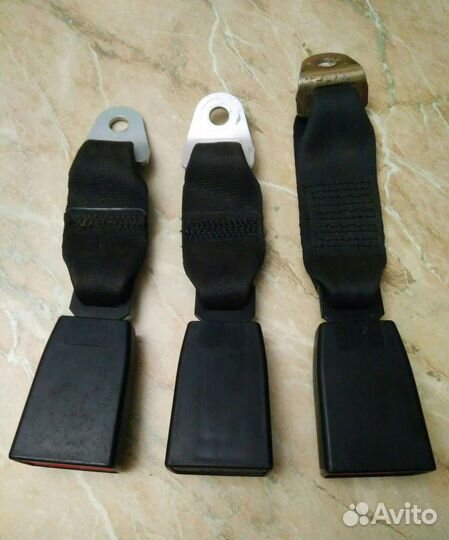 Ответная часть ремня безопасности с защелкой