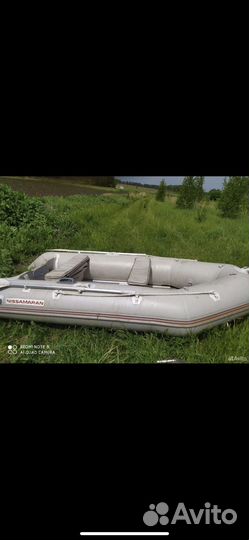 Надувная лодка с мотором