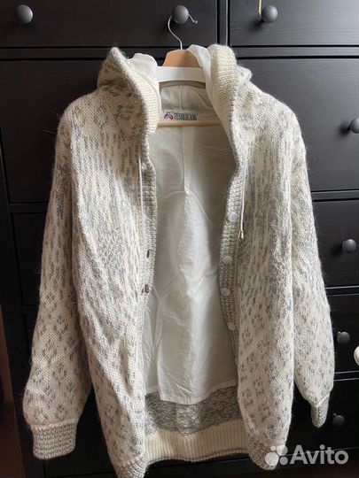 Кофта шерстяная