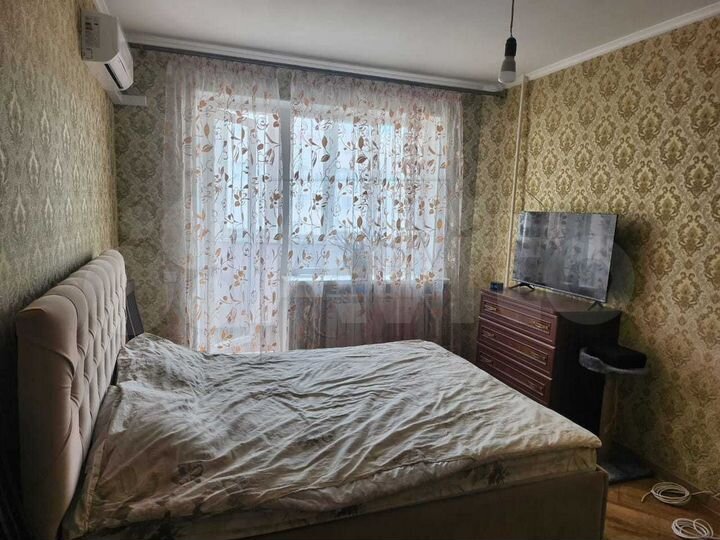 2-к. квартира, 50 м², 10/10 эт.