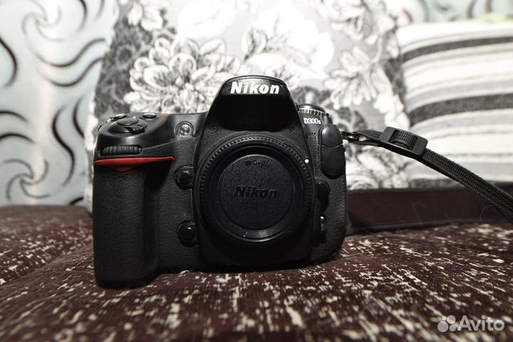 Nikon D300s + 35 1.8G