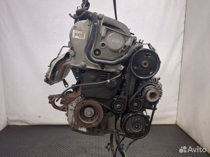 Двигатель разобран Renault Scenic, 2001