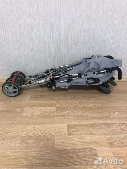 Прогулочная коляска трость бу