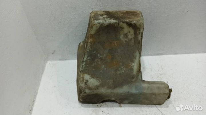 Бачок омывателя Мерседес