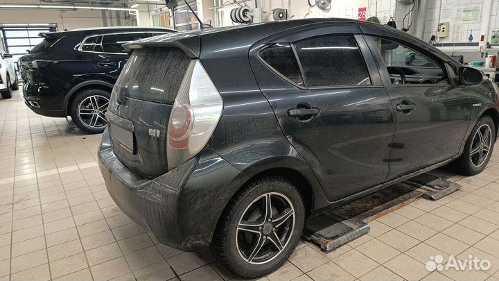 Toyota Aqua 1.5 CVT, 2014, 119 500 км