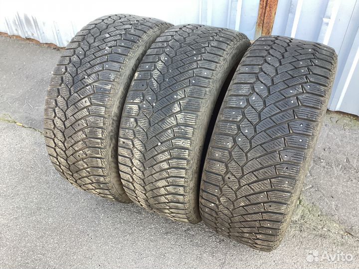 Gislaved Nord Frost 200 225/50 R17