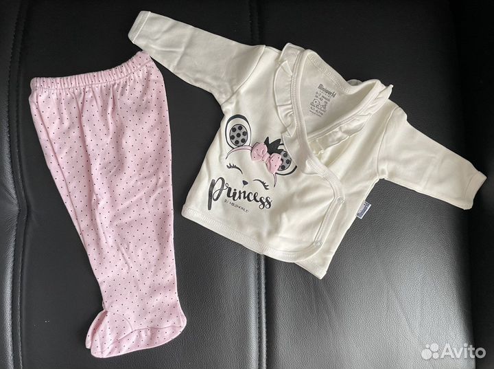 Набор на выписку для девочки