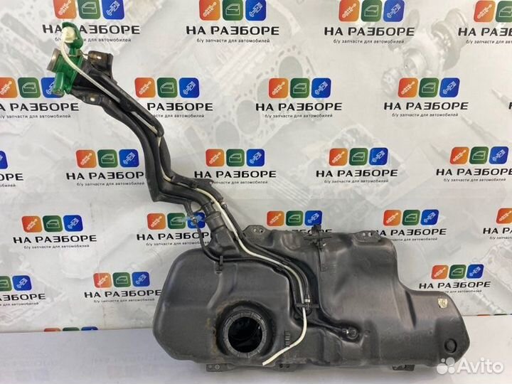 Топливный бак Volkswagen Polo MK3 2001