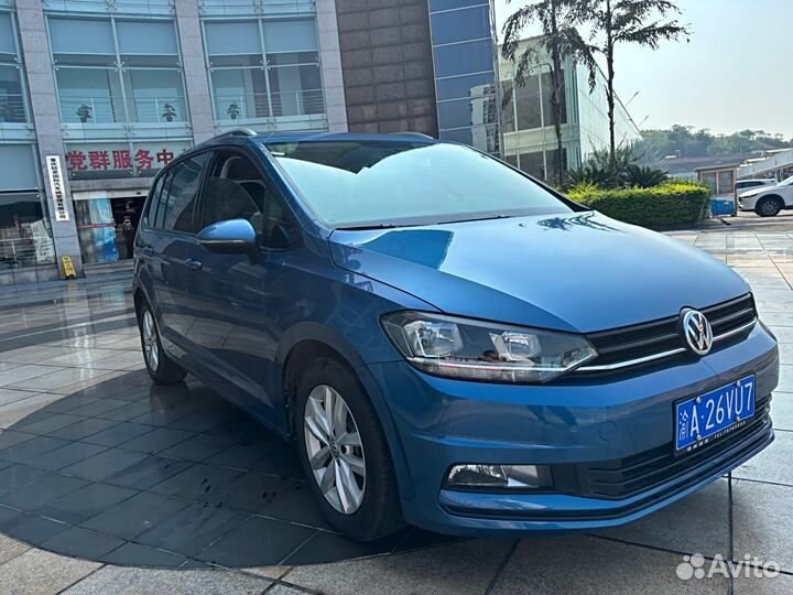 Volkswagen Touran 1.4 AMT, 2021, 82 000 км
