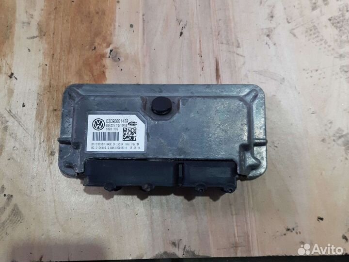 Блок управлением двигателя Volkswagen Polo 5