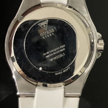 Наручные часы Guess