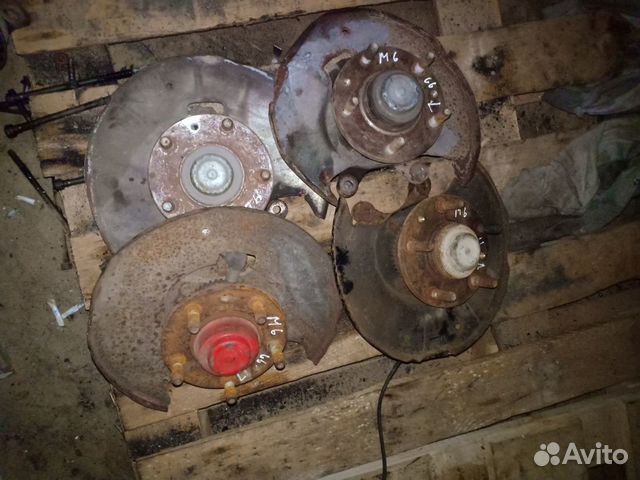 Кулак поворотный цапфа ступица Mazda 6