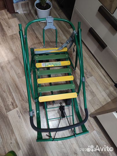 Детские санки с колесами