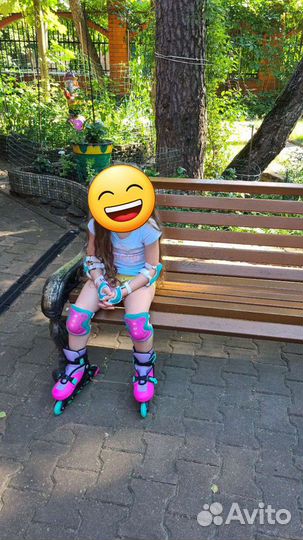 Ролики раздвижные для девочки + защита новые