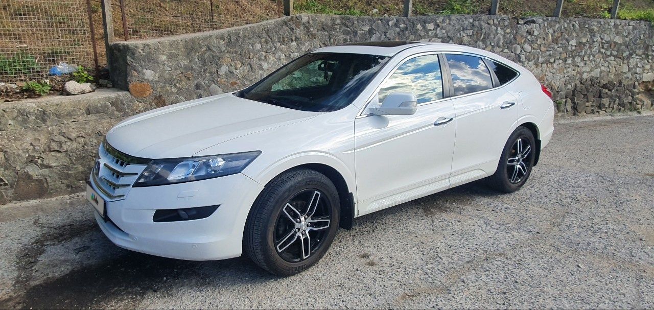 Honda Crosstour: фото владельца