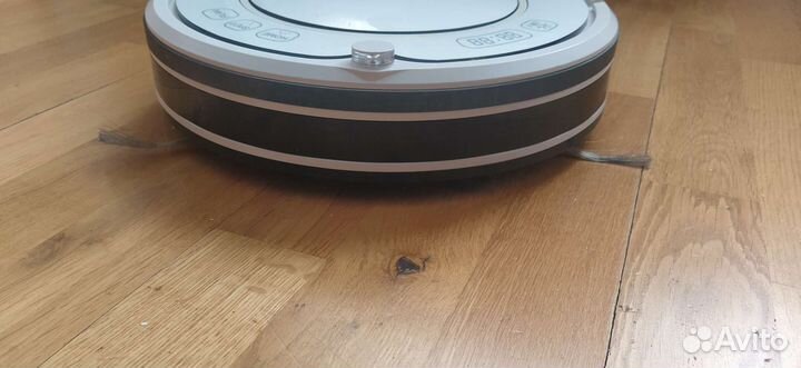 Робот пылесос