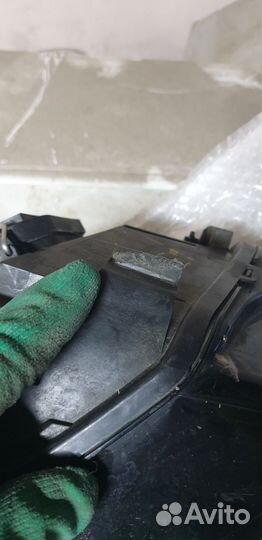 Ауди Q5 2010г фара правая ксенон