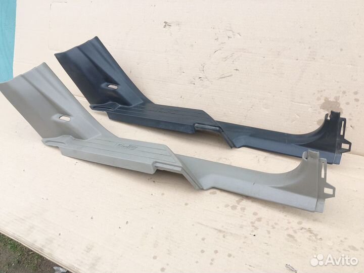 Накладка порога задняя левая Вольво XC90