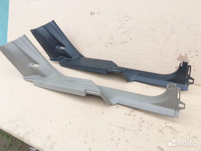 Накладка порога задняя левая Вольво XC90