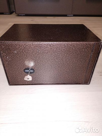 Оружейный сейф для пистолета