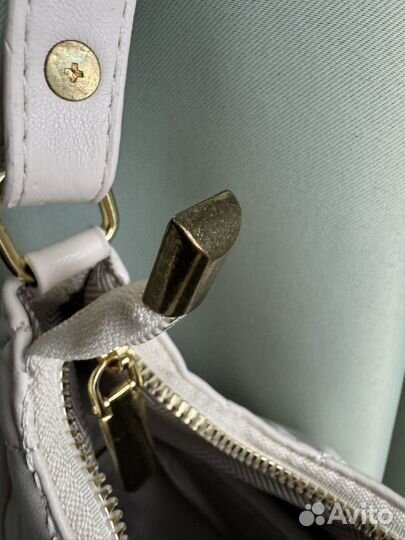 Сумка багет белая