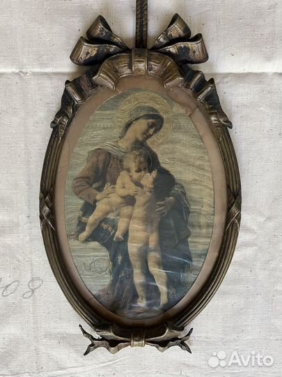 Настенная бронзовая старинная рамка ( овал)