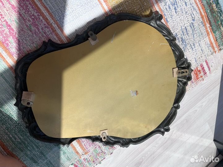 Старинное антикварное зеркало