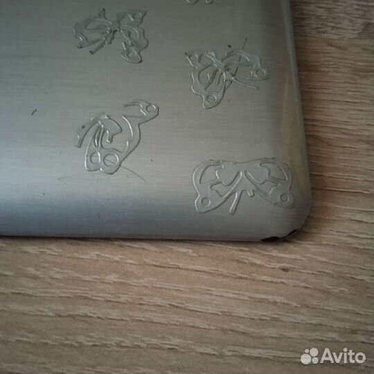 Крышка матрицы Asus Eee PC 1201T