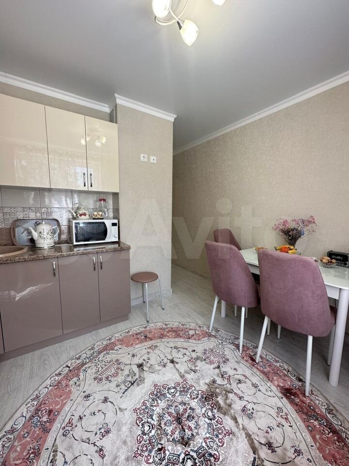 2-к. квартира, 55 м², 2/27 эт.