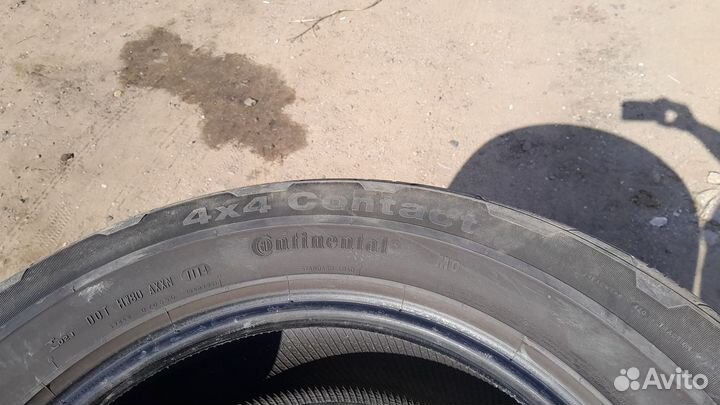 Continental ContiIceContact 4x4 265/60 R18 90