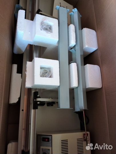 Запайщик пакетов импульсный педальный FRT-800