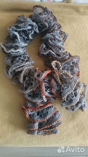 Шарф из ленточной пряжи