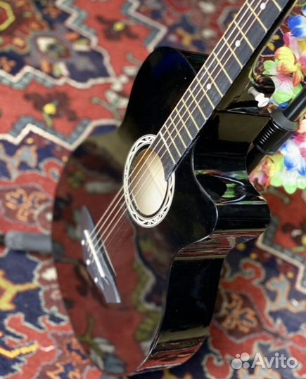 Акустическая гитара Belucci