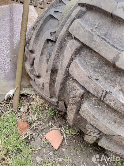 Шины от погрузчика JSB