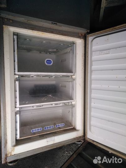 2-yx камерный холодильник Whirlpool