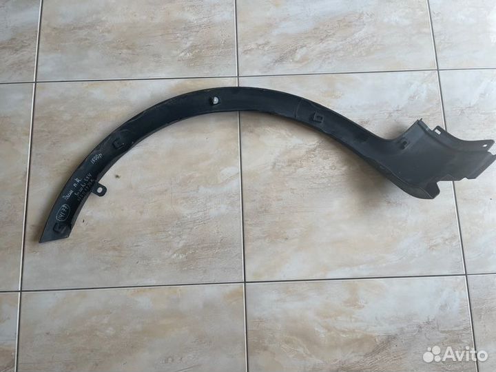 Накладка крыла передняя правая Suzuki Cx 4