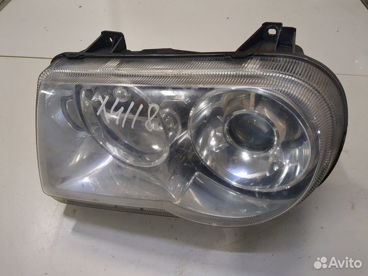 Фара (передняя) Chrysler 300C, 2008