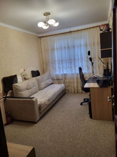 3-к. квартира, 77 м², 8/9 эт.