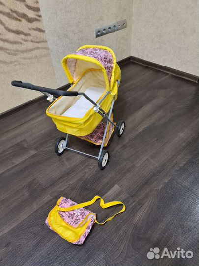 Коляска для кукол