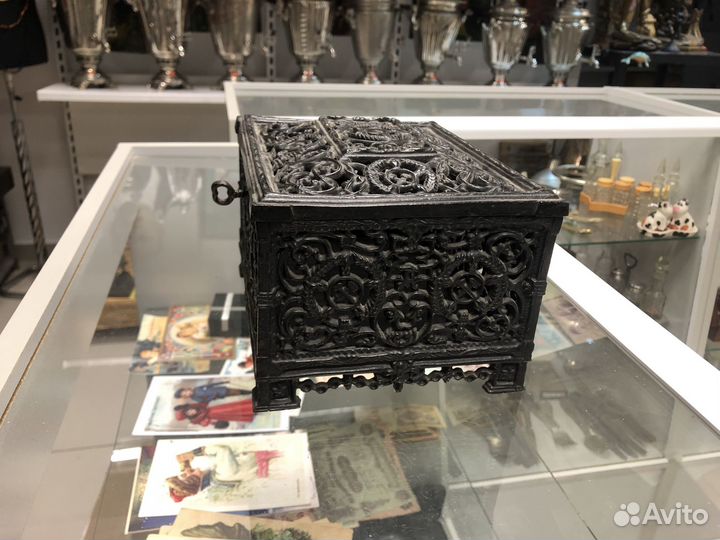 Шкатулка ажурная Касли 50годы