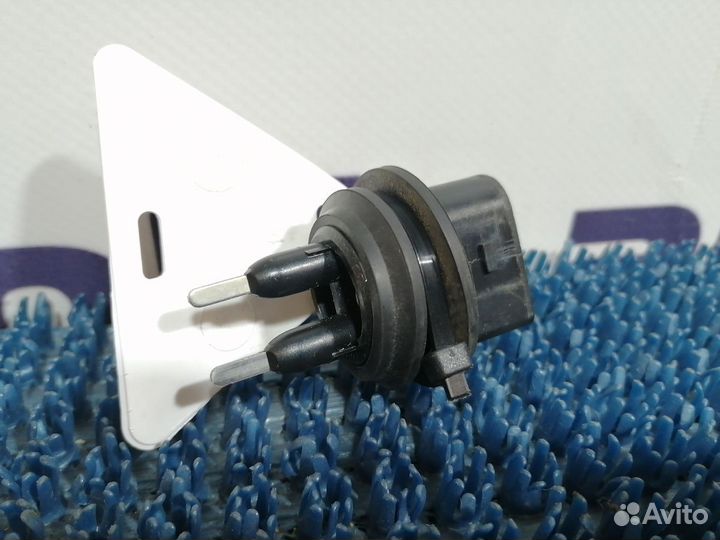 Датчик уровня воды Audi A4